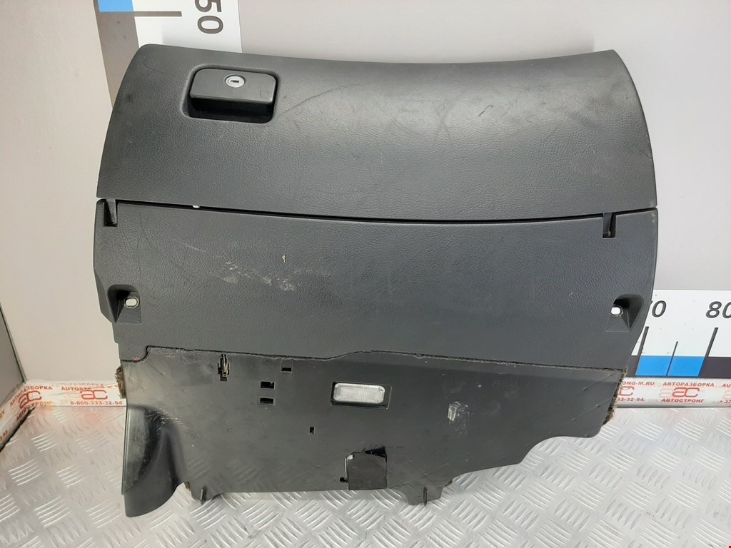 

Бардачок (вещевой ящик) Audi A6 C5, A6 C5