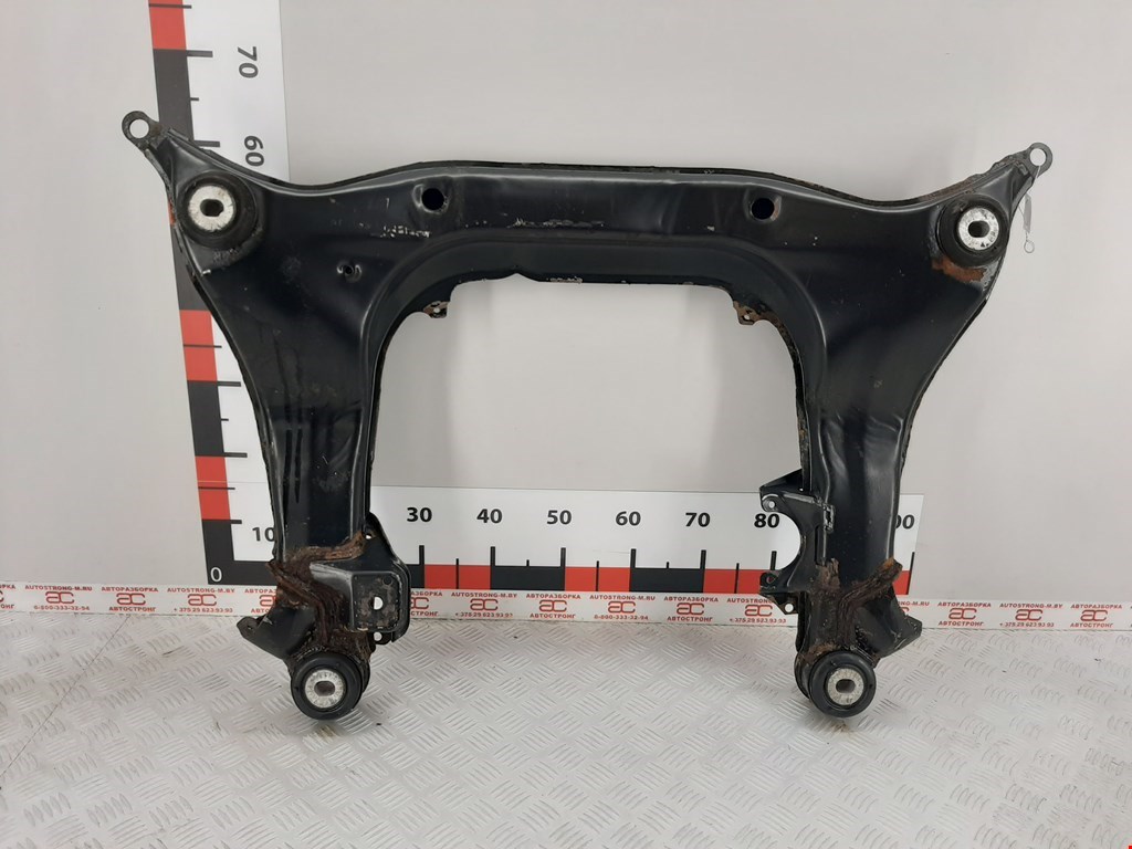 

Балка передняя (подрамник) Volkswagen Passat 5, Passat 5