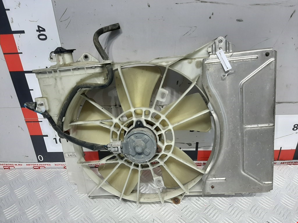 

Вентилятор радиатора основного Toyota Yaris, Yaris