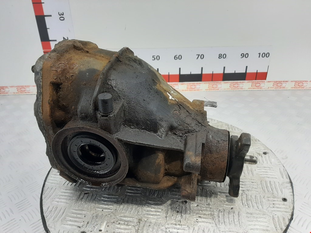 Номер редуктора. Редуктор Мерседес w211 е 63. Mercedes w211 сальник заднего редуктора. Редуктор от w211 e350 номер. W211 редуктор задний\.