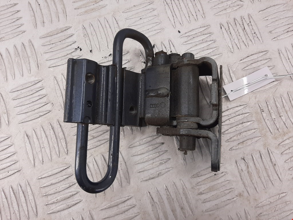 

Петля двери задней правой Audi A8 D3, A8 D3