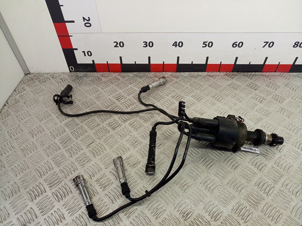 

Распределитель зажигания (трамблёр) Volkswagen Golf 3, Golf 3