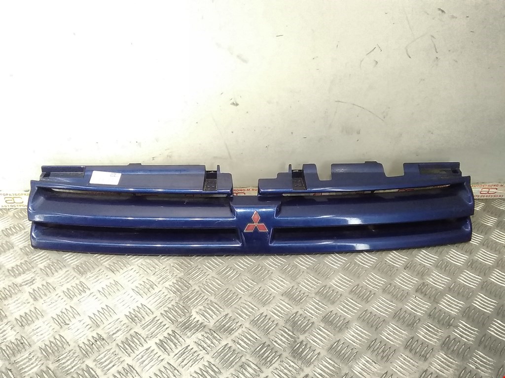 

Решетка радиатора Mitsubishi Space Runner (N6 W), Space Runner (N6 W)