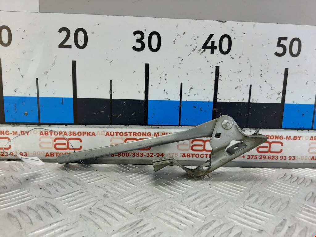 

Петля капота левая Opel Zafira B, Zafira B