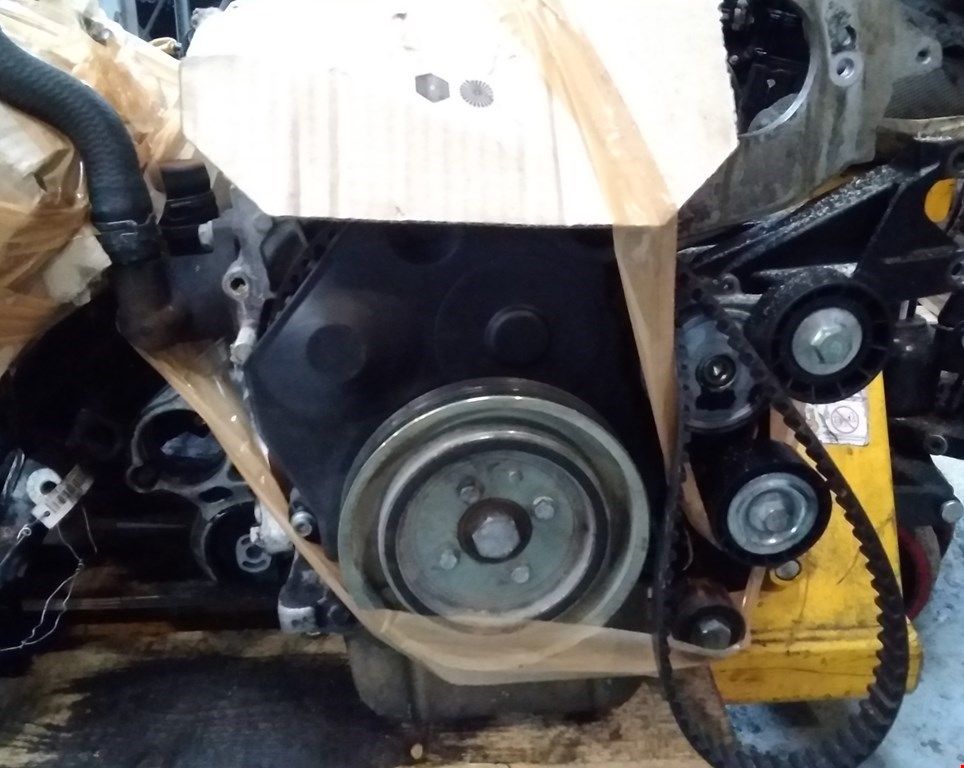 

Блок двигателя (картер) Peugeot 206, 206