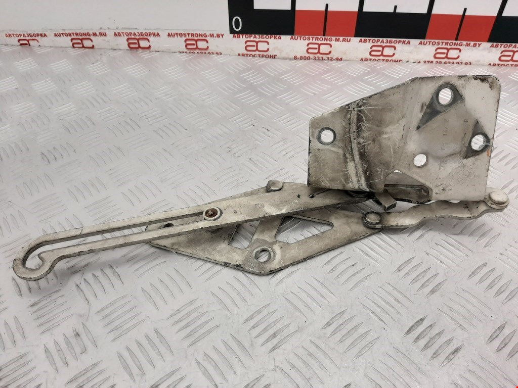 

Петля капота правая Volkswagen LT 2, LT 2