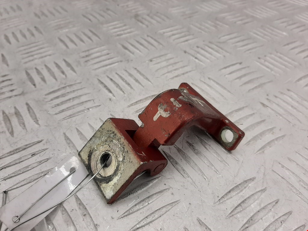 

Петля крышки (двери) багажника Skoda Octavia 1U, Octavia 1U