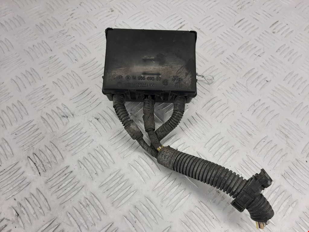

Блок реле Citroen Jumpy (Dispatch) 2 (X), Jumpy (Dispatch) 2 (X)