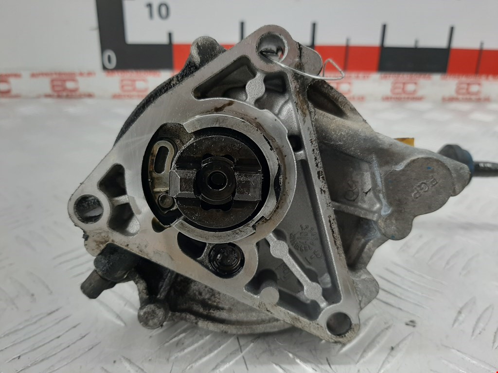 

Насос вакуумный Opel Vectra C, Vectra C