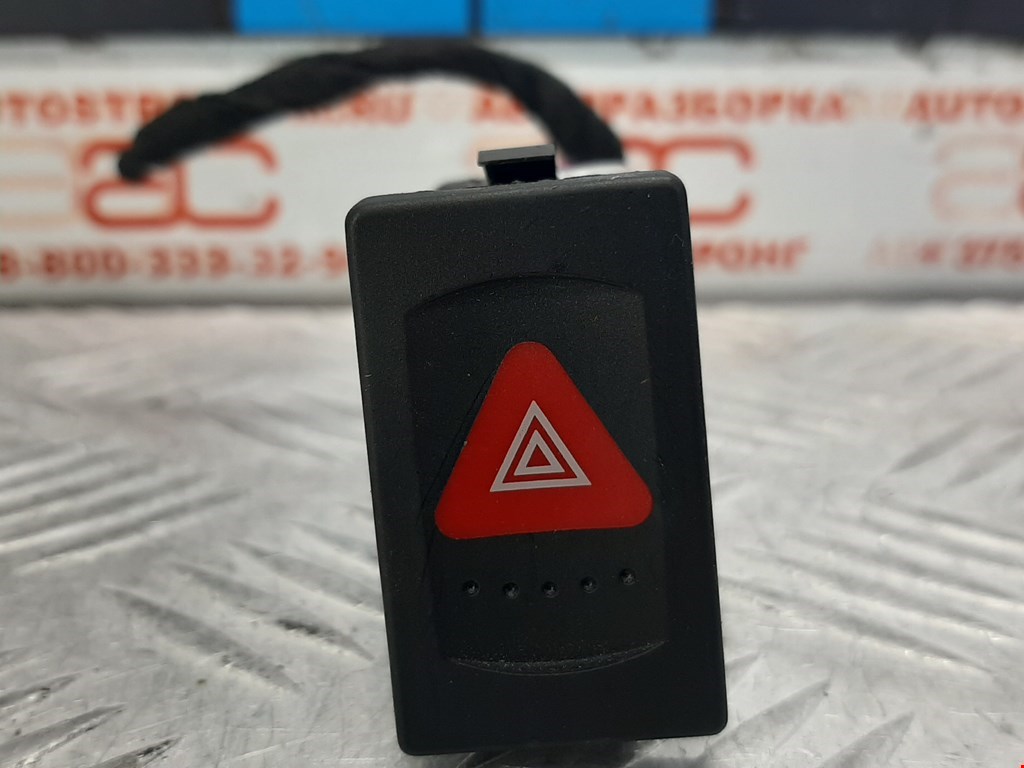 

Кнопка аварийки Volkswagen Sharan, Sharan