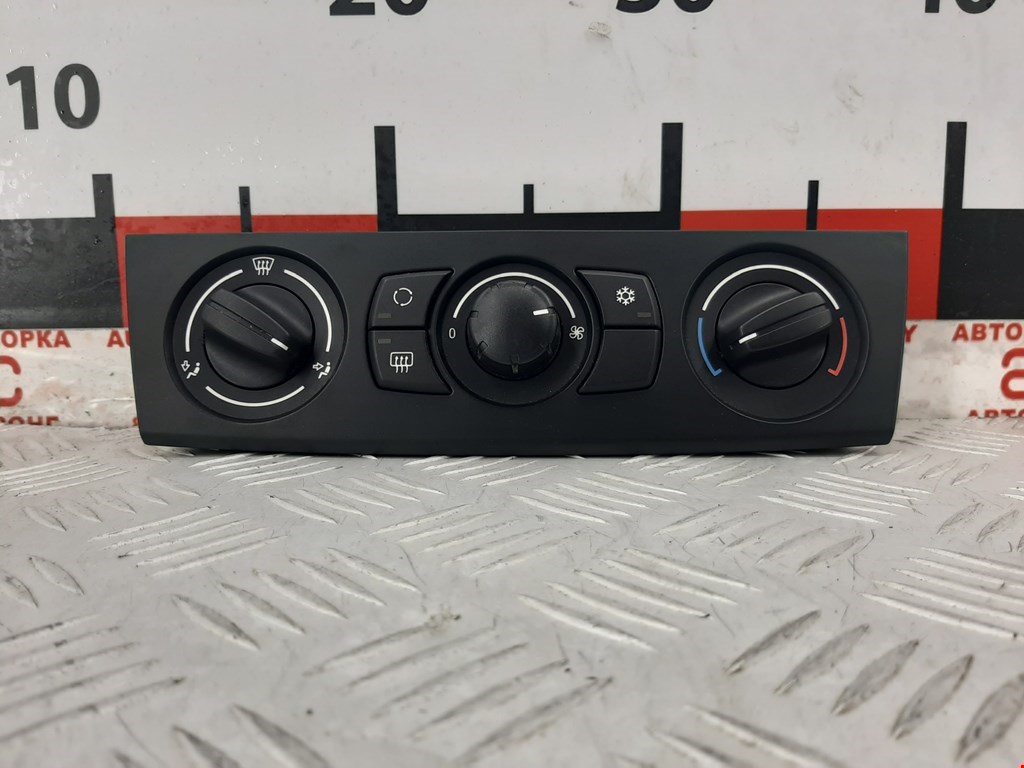 

Переключатель печки BMW 1 Series (E87), 1 Series (E87)