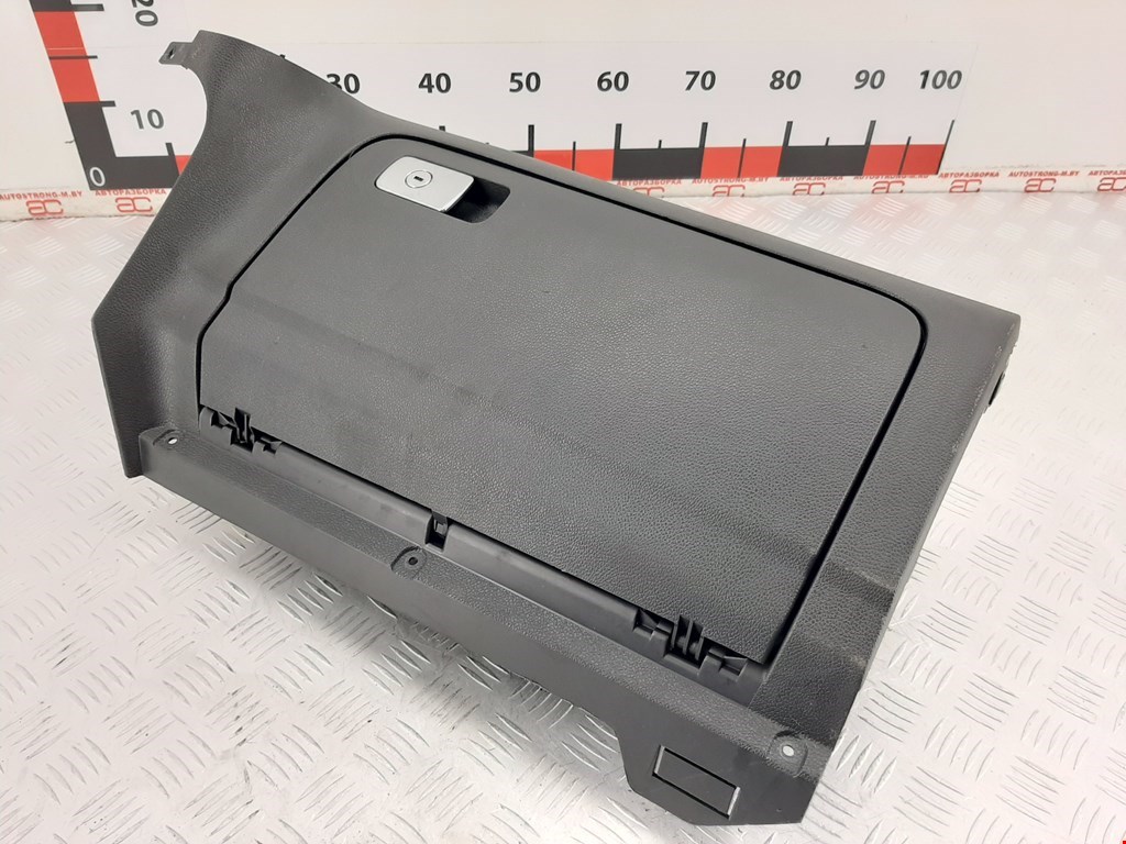 

Бардачок (вещевой ящик) Volkswagen Golf 5, Golf 5