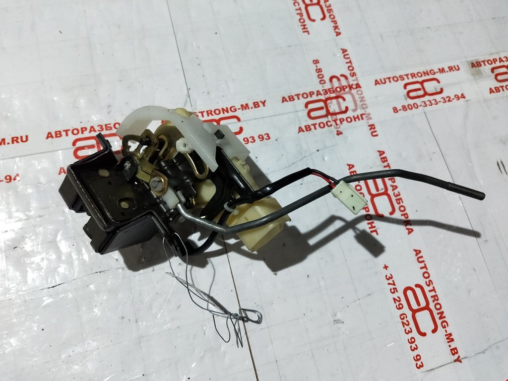 

Замок крышки (двери) багажника Mazda 323 BJ, 323 BJ