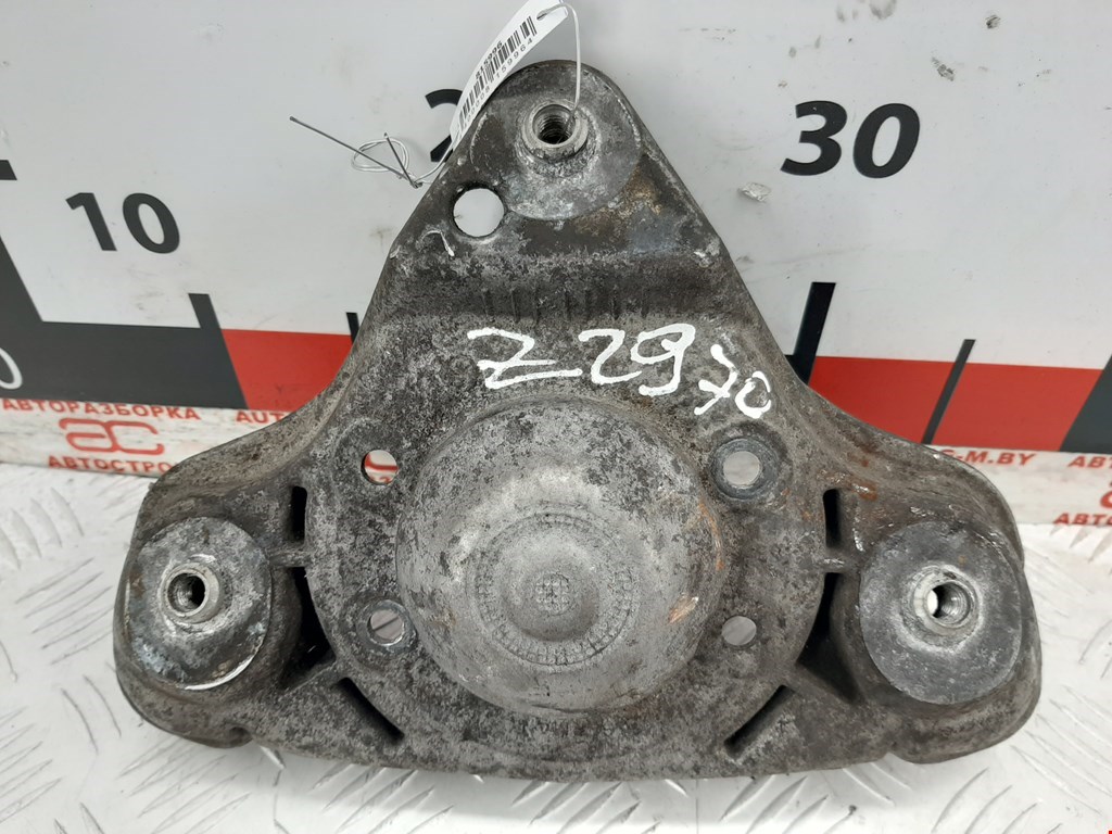 

Опора переднего амортизатора верхняя Volkswagen Passat 5, Passat 5