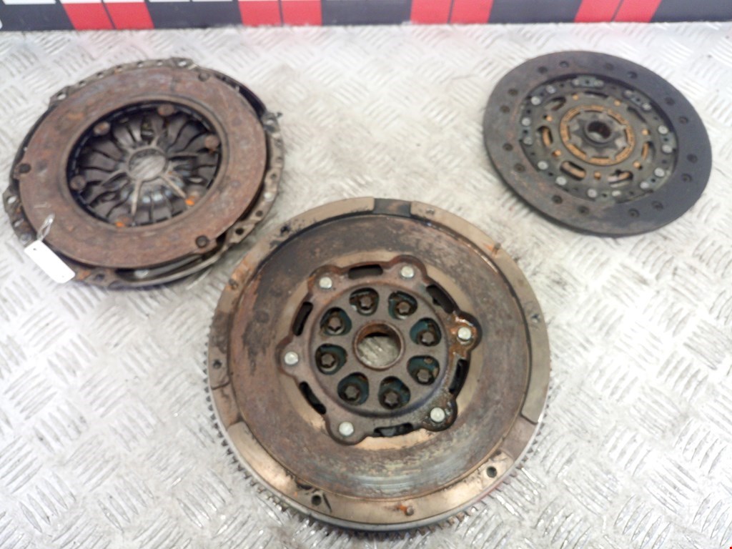 

Маховик (демпфер сцепления) Ford Mondeo 3, Mondeo 3