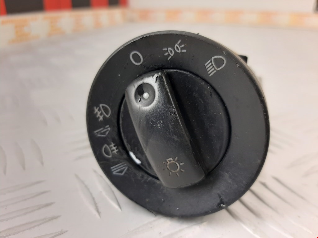 

Переключатель света Audi A4 B6, A4 B6