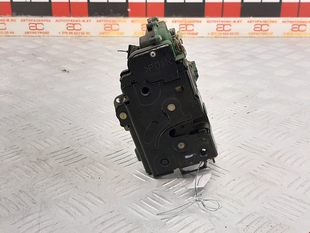 

Замок двери передней левой Skoda Octavia 1U, Octavia 1U