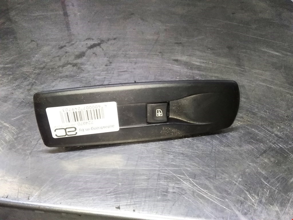

Кнопка стеклоподъемника Renault Megane 3, Megane 3