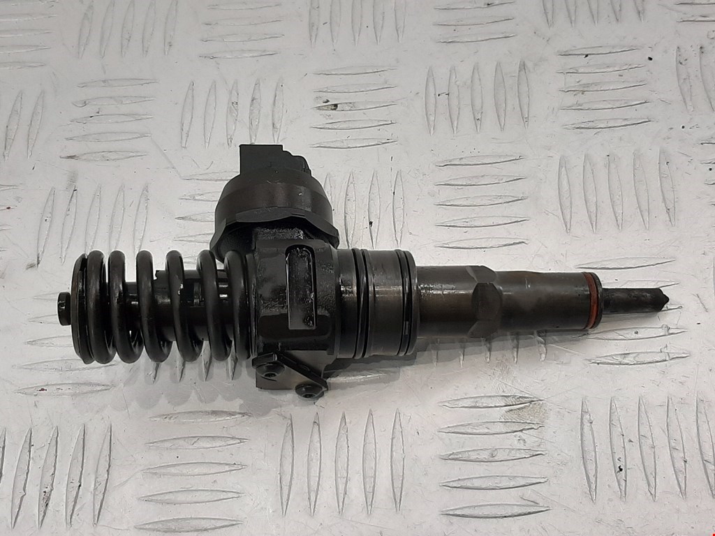 

Форсунка дизельная электрическая Volkswagen Passat 5 GP, Passat 5 GP