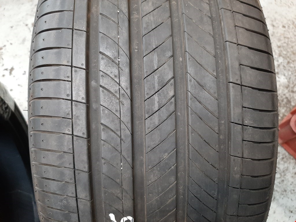 

Шина BMW 7 Series (F01/F02/F04), 7 Series (F01/F02/F04)