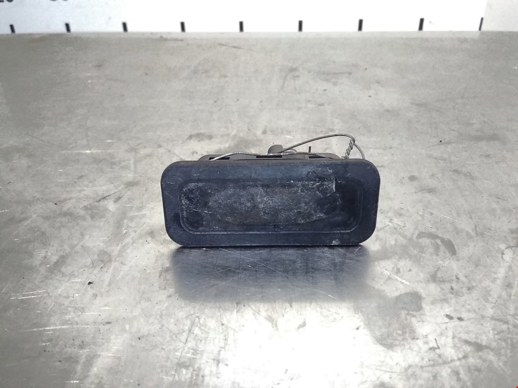 

Кнопка открывания багажника Renault Scenic 2, Scenic 2