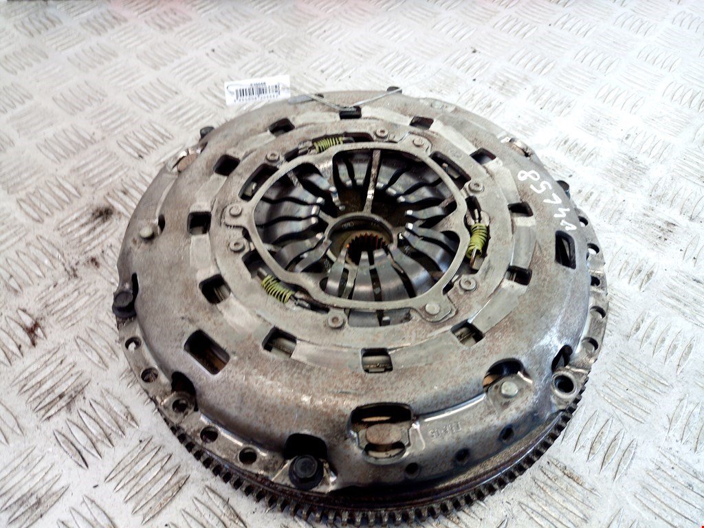 

Маховик (демпфер сцепления) Ford Focus 1, Focus 1