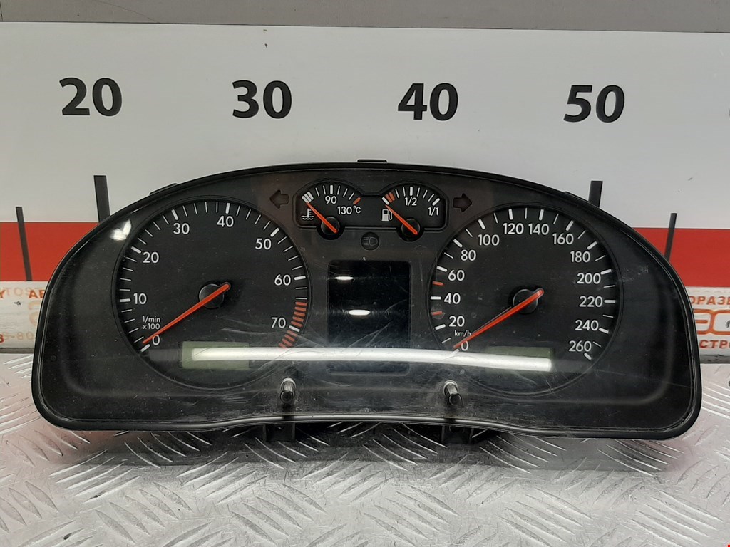 

Панель приборная (щиток приборов) Volkswagen Passat 5, Passat 5