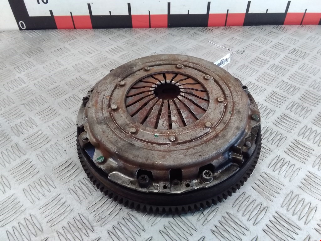 

Маховик (демпфер сцепления) Fiat Punto 2, Punto 2