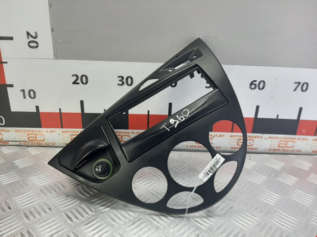 

Рамка под магнитолу Ford Focus 1, Focus 1