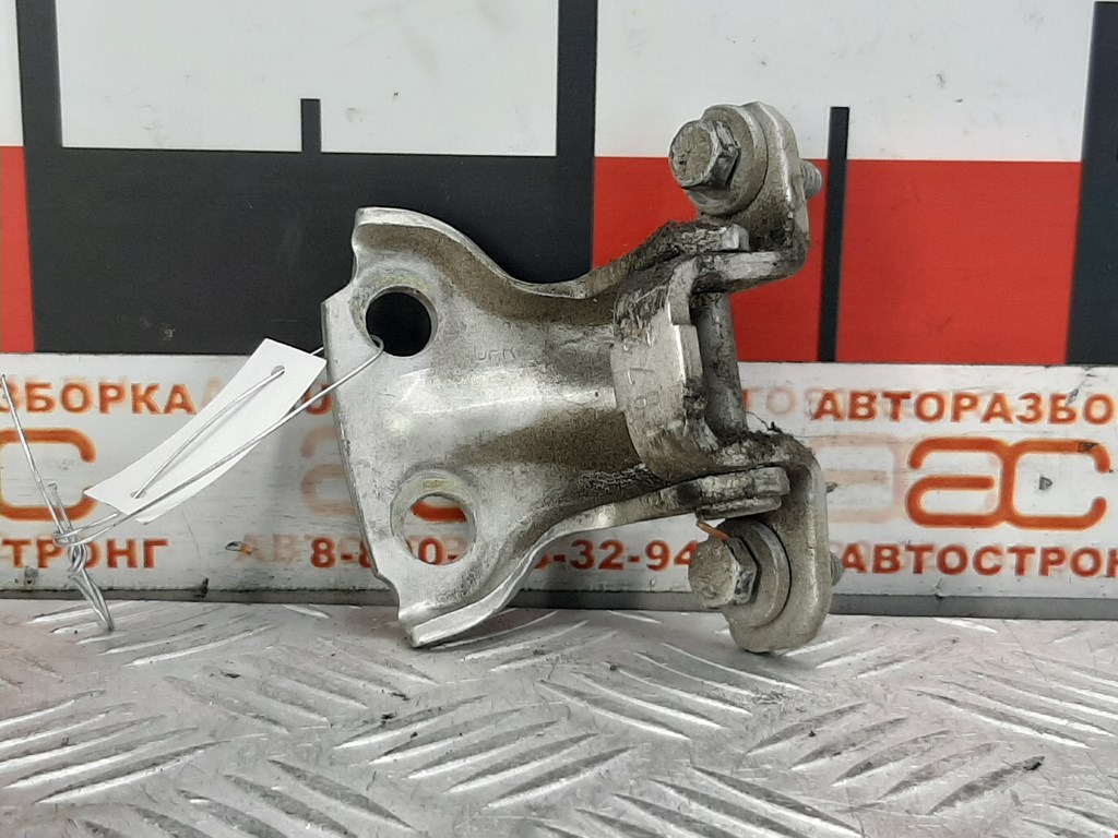 

Петля двери задней правой Mitsubishi Carisma, Carisma