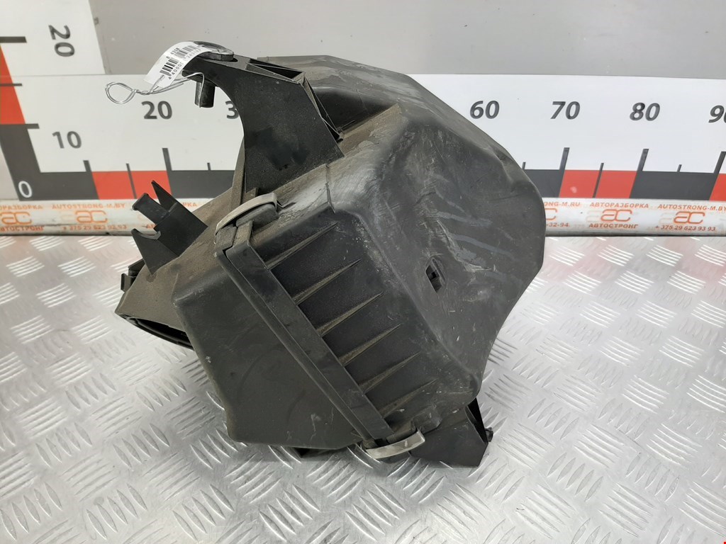 

Корпус воздушного фильтра Volkswagen Passat 5, Passat 5