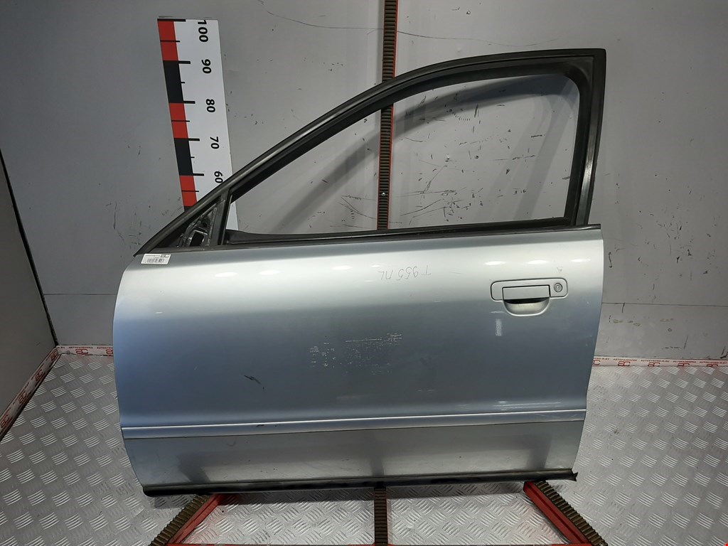 

Дверь передняя левая Audi A4 B5, A4 B5