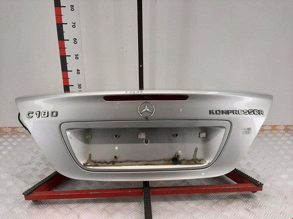 

Крышка (дверь) багажника Mercedes W203 (C Class), W203 (C Class)