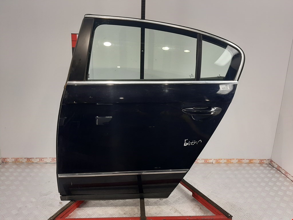 

Дверь задняя левая Volkswagen Passat 6, Passat 6