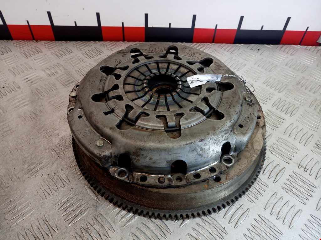

Маховик (демпфер сцепления) Ford Fiesta 5, Fiesta 5