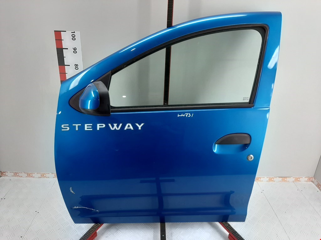

Дверь передняя левая Dacia Sandero, Sandero