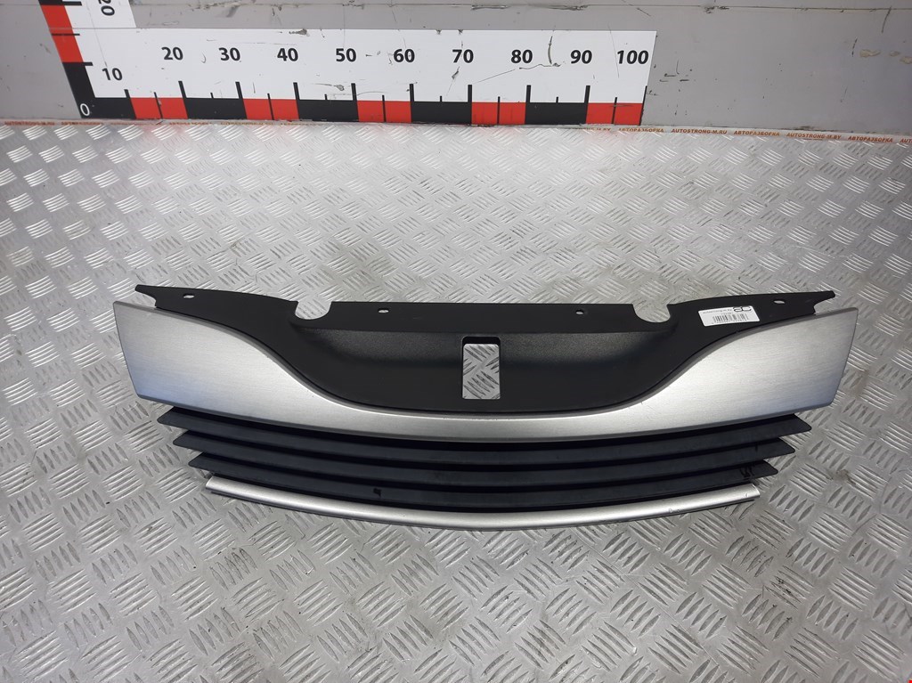 

Решетка радиатора Renault Laguna 2, Laguna 2