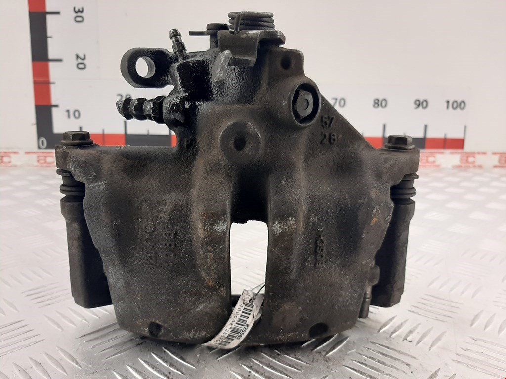 

Суппорт передний правый Citroen C5 1, C5 1