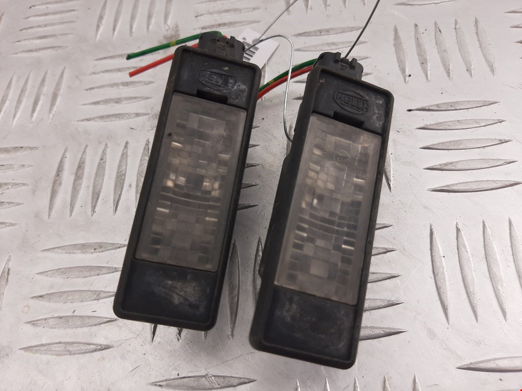 

Подсветка номера Peugeot 406, 406