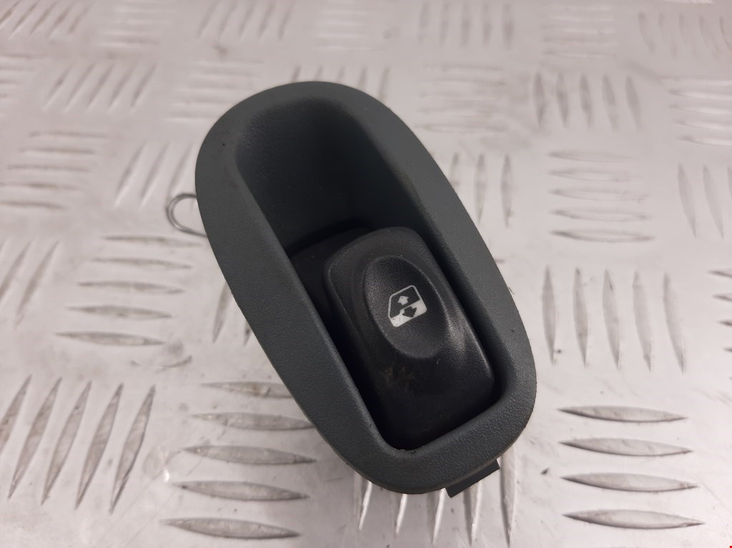 

Кнопка стеклоподъемника Renault Scenic 1, Scenic 1