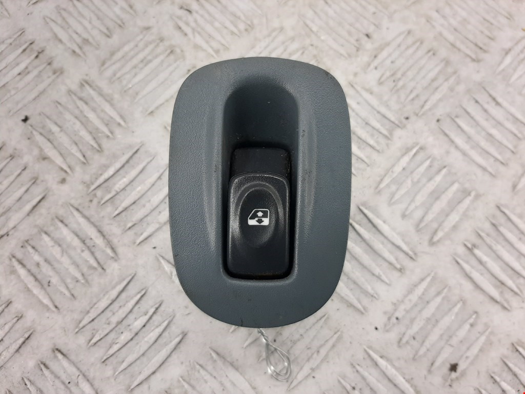 

Кнопка стеклоподъемника Renault Scenic 1, Scenic 1