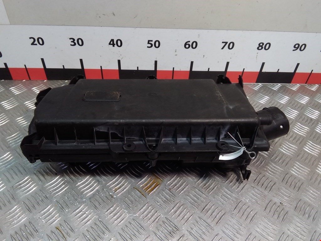 

Корпус воздушного фильтра Volkswagen Polo 3, Polo 3