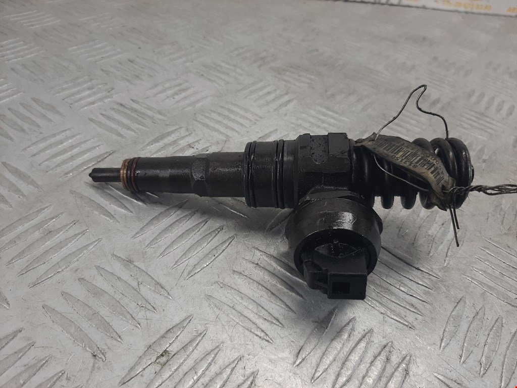 

Форсунка дизельная электрическая Volkswagen Passat 5 GP, Passat 5 GP