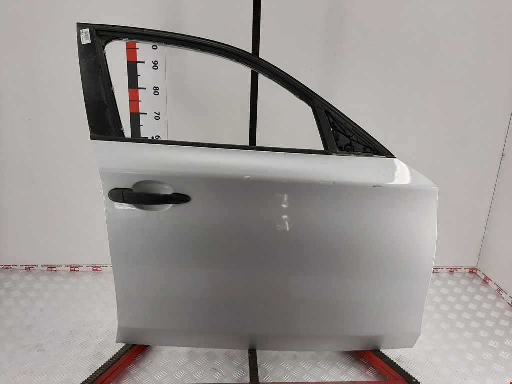 

Дверь передняя правая BMW 1 Series (E87), 1 Series (E87)