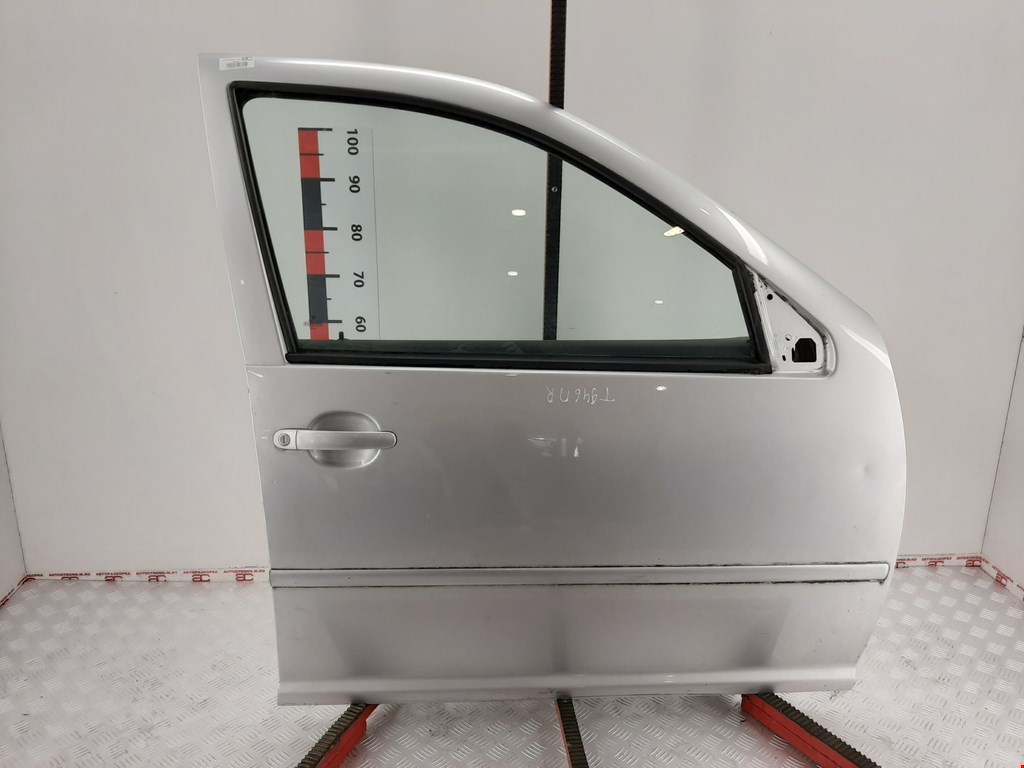 

Дверь передняя правая Volkswagen Bora, Bora