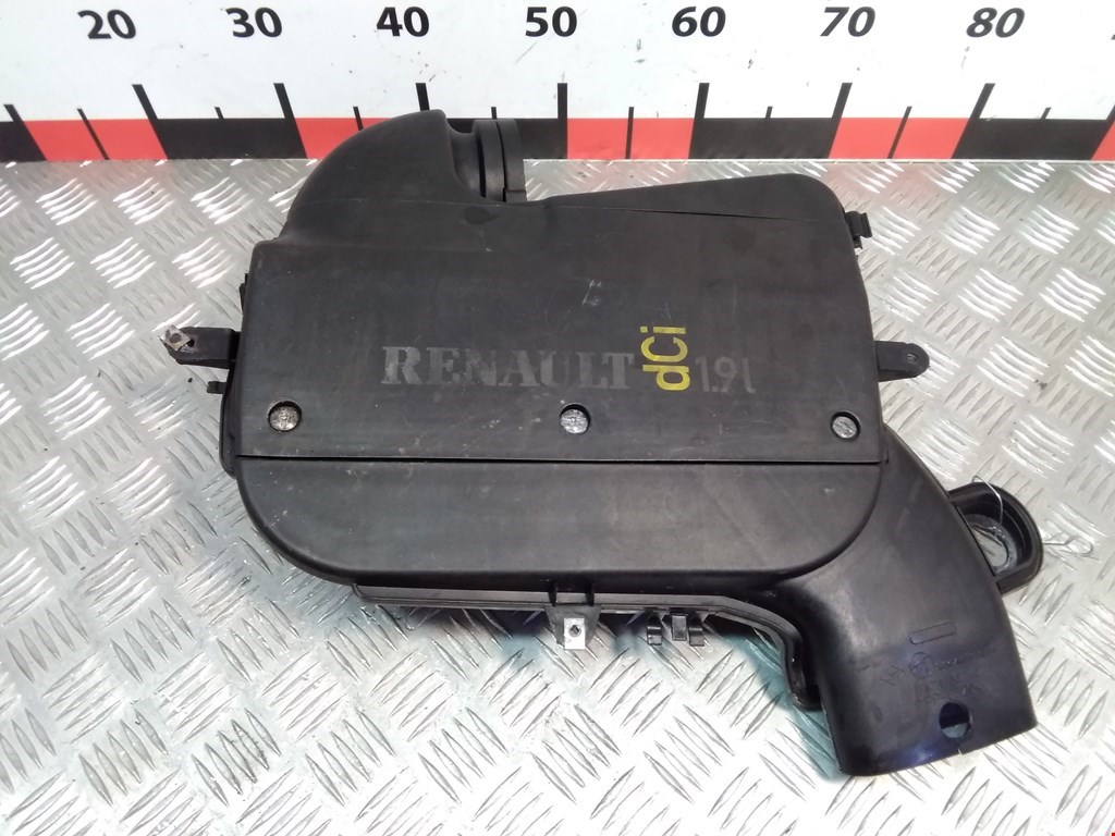 

Корпус воздушного фильтра Renault Scenic 1, Scenic 1