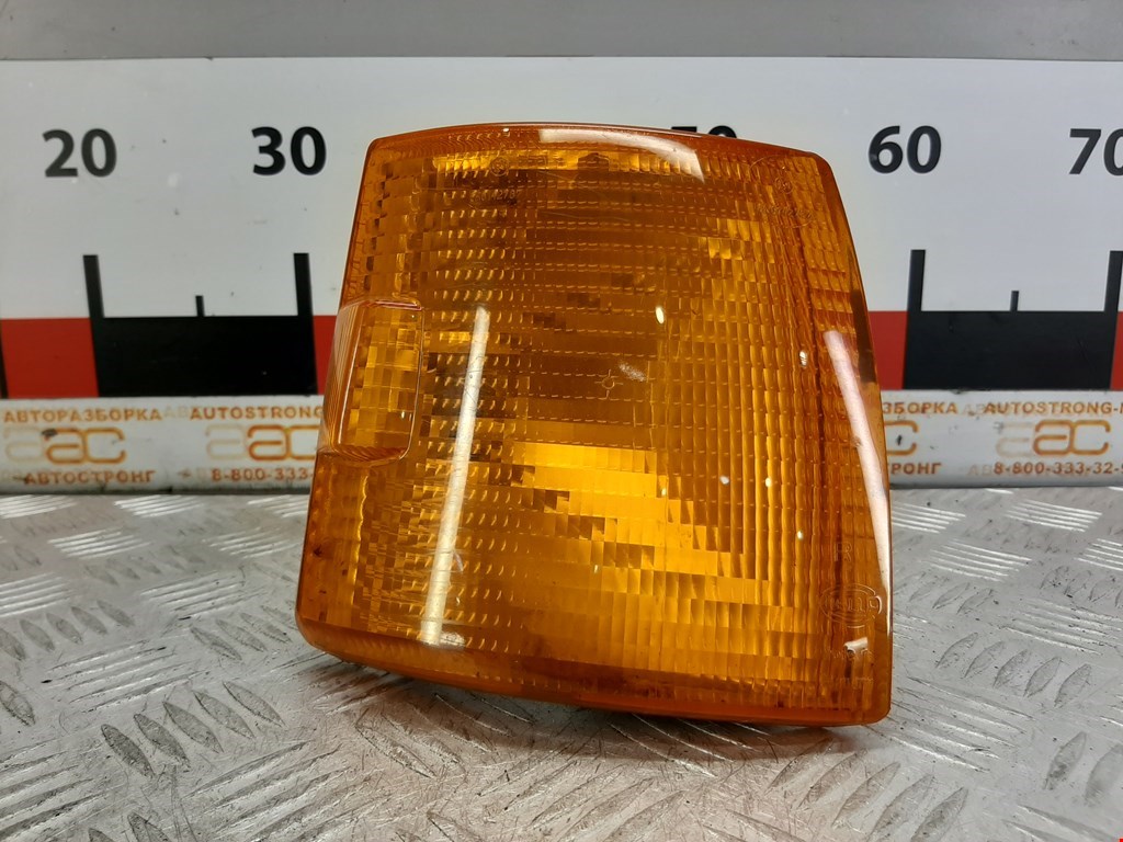 

Поворотник правый Volkswagen T4, T4
