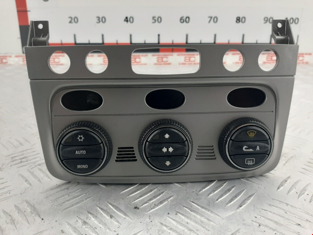 

Переключатель печки Alfa Romeo 147, 147