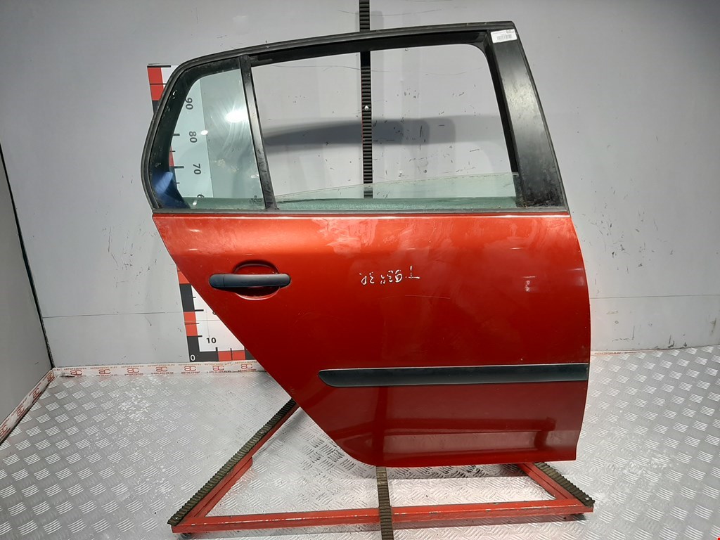 

Дверь задняя правая Volkswagen Golf 5, Golf 5