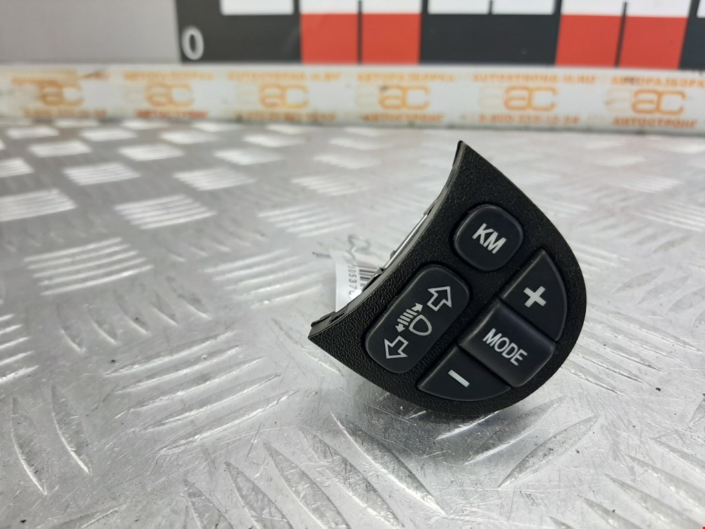 

Кнопка корректора фар Alfa Romeo 147, 147